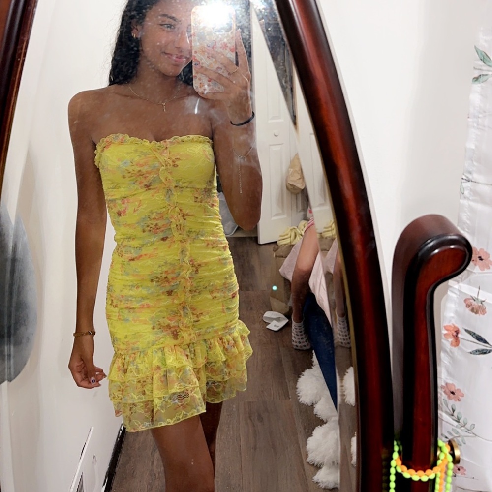 yellow strapless mini dress
